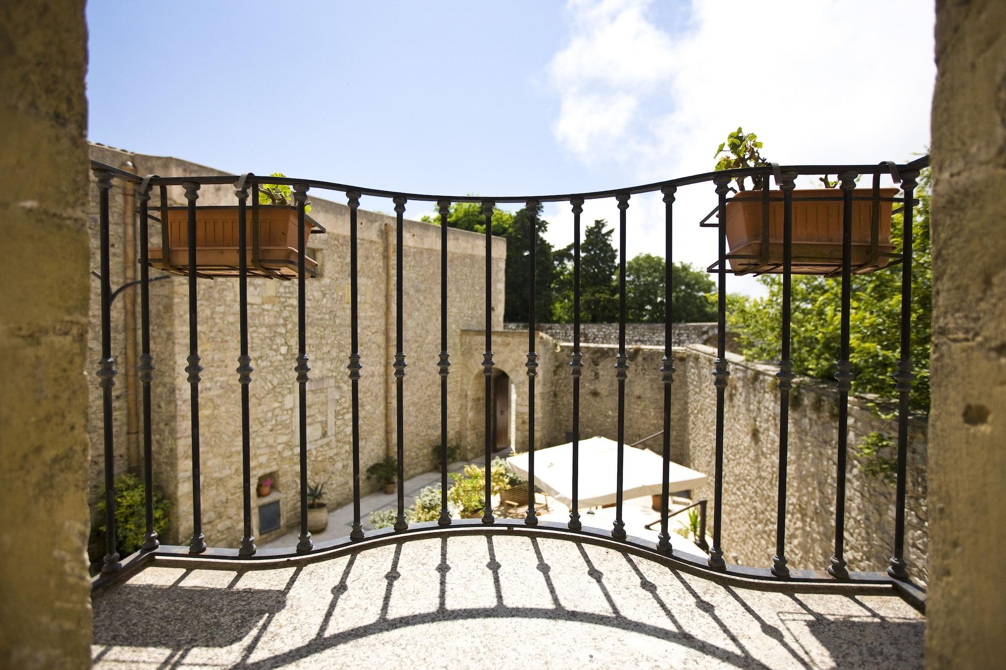 Il Carmine Dimora Storica Hotel Erice Exterior photo
