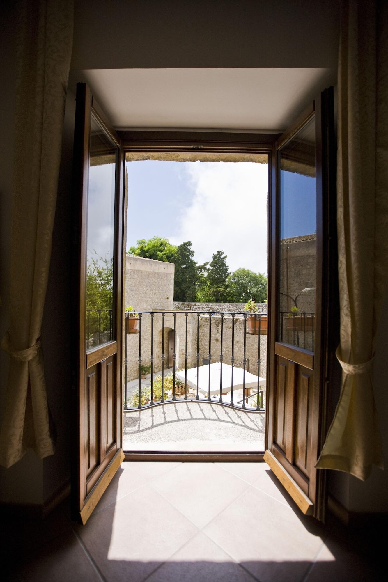 Il Carmine Dimora Storica Hotel Erice Exterior photo